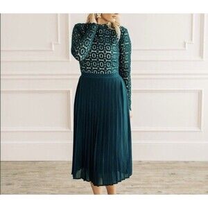 Shop Dani Rae Women’s Lace Midi Dress Long Sleeve Size S Green pleated skirt